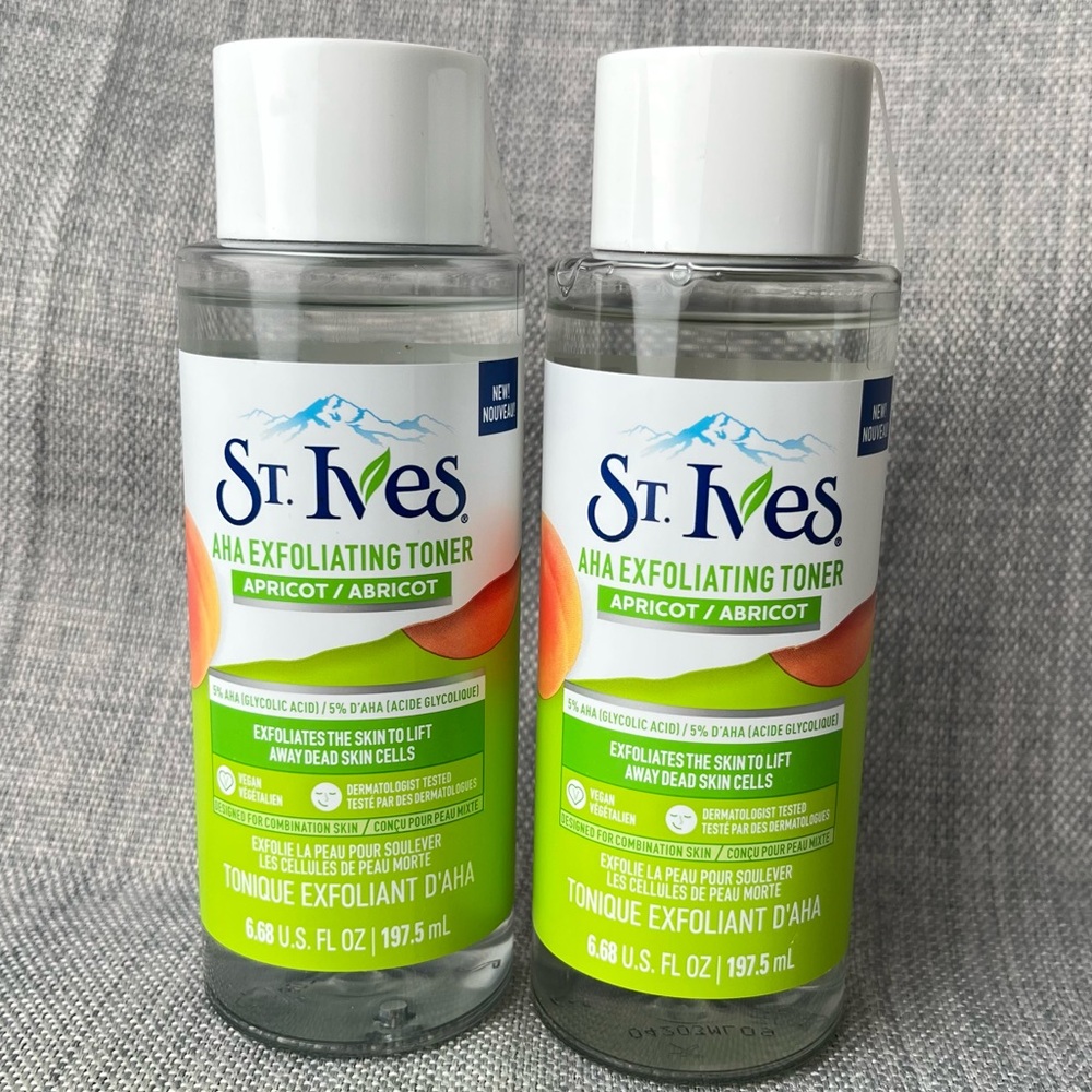 St Ives AHA Exfoliating Toner Apricot for Combination Skin 6.68oz/197.5 ml